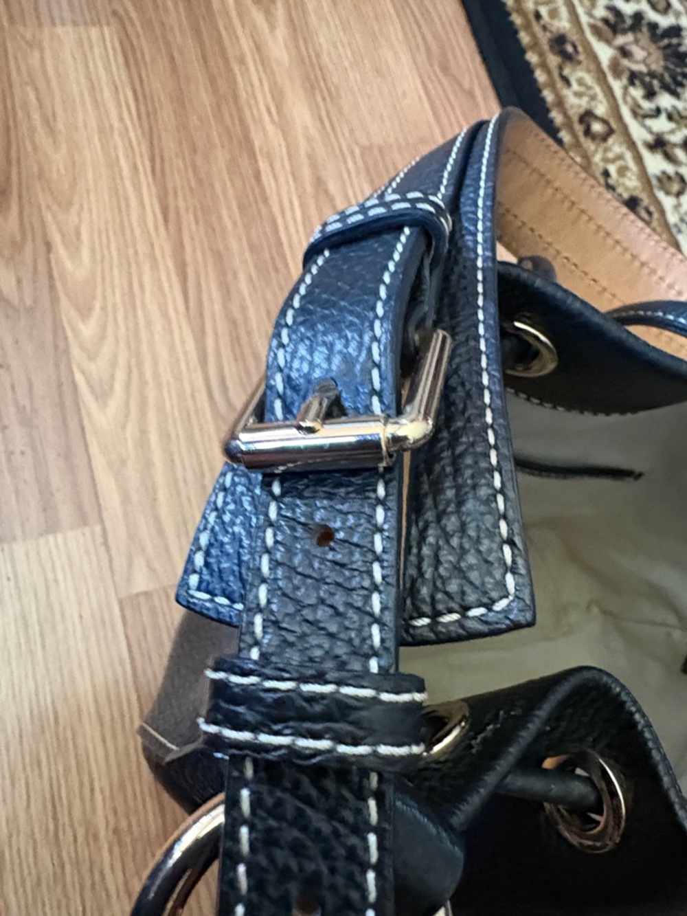 DOONEY & BOURKE LUCCA BLACK LEATHER DRAWSTRING SHOULDER BUCKET BAG - Picture 8 of 13